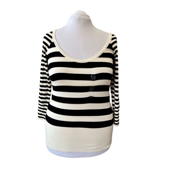 Guess Black White Metallic Gold Thread Scoop Neck Long Sweater LARGE Cottagecore - Picture 2 of 12